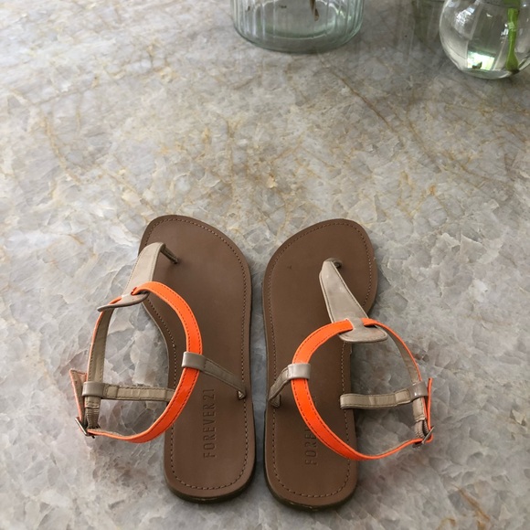 Sandals - Picture 2 of 4